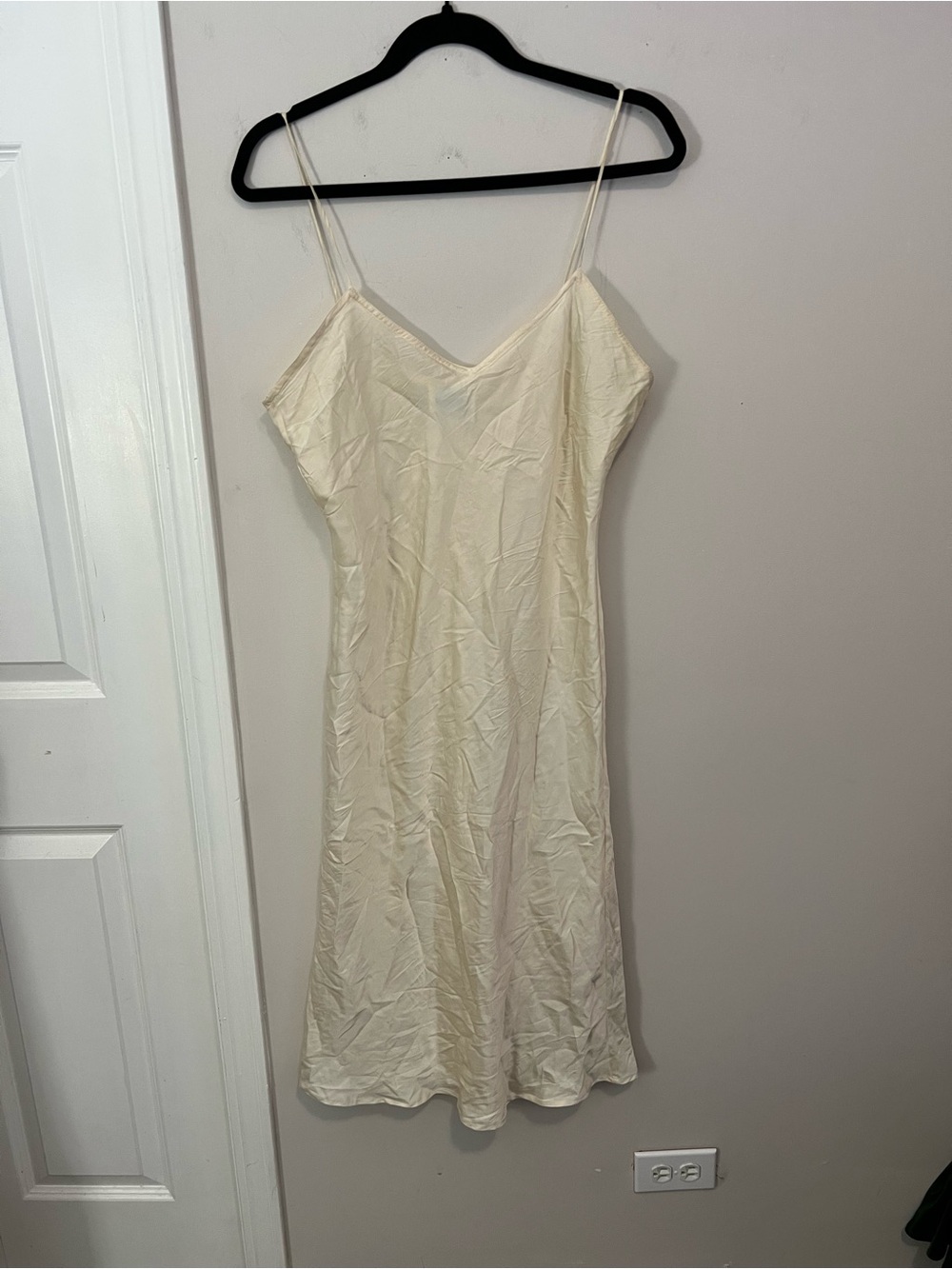 WinterSilks Cream 100% silk Slip Dress,L